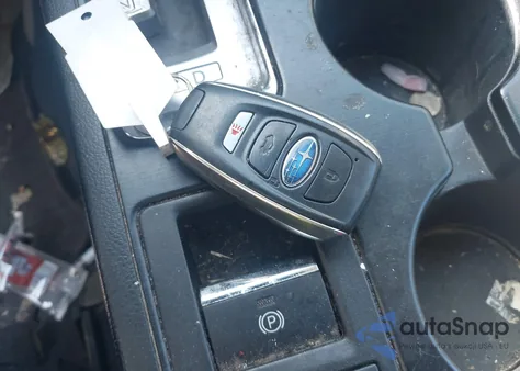 2017 Subaru Legacy 2.5I Sport из США, поврежденный, VIN 4S3BNAR62H3011860